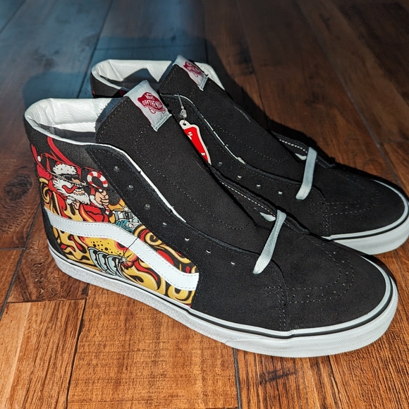 NEW Mens Vans Sk8-Hi Santa Clause Flame Sneaker Shoes High Top Size 10 11.5 12 - Picture 2 of 6